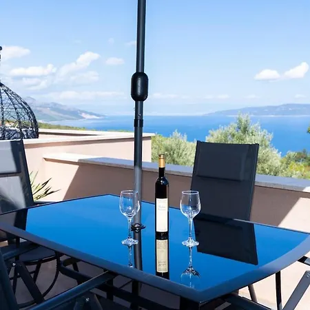 New Lovely Flat With Stunic View, Comfort Terrace,7001 *