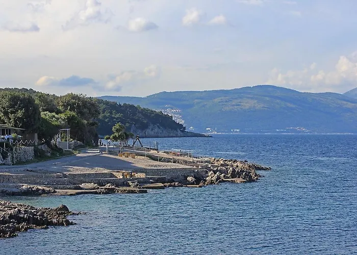 Peaceful Flat With Stunic View, Comfort Terrace,pet Welcome,7001 Apartman